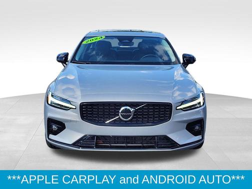 2024 Volvo S60 B5 Core Dark Theme