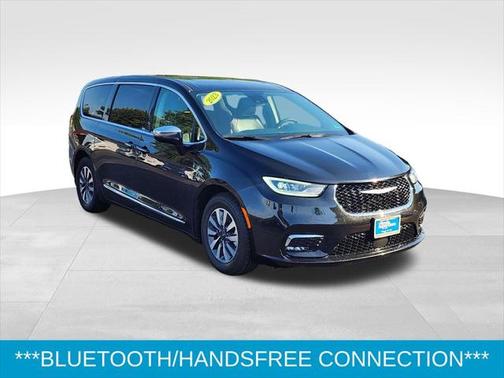 2023 Chrysler Pacifica Hybrid Limited
