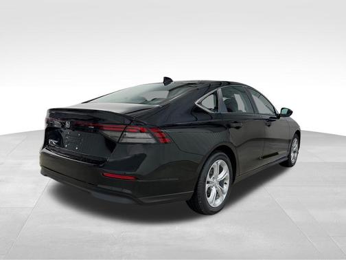 2025 Honda Accord LX 1.5T