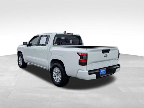 Glacier White 2023 Nissan Frontier SV