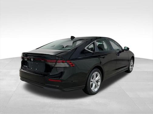 2025 Honda Accord LX 1.5T