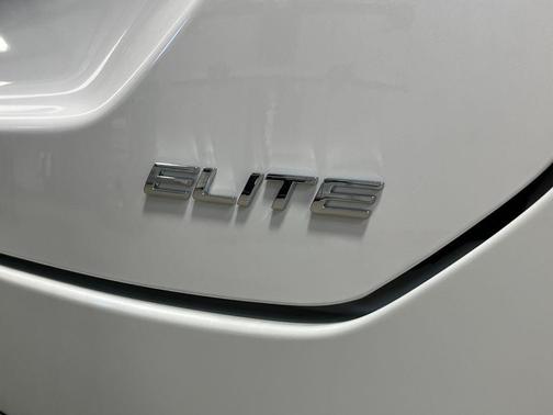 Platinum White 2026 Honda Pilot Elite