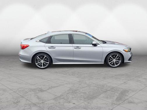 2022 Honda Civic Touring