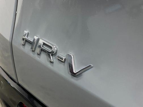 Gray 2027 Honda HR-V EX-L