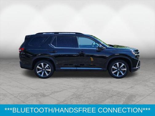 2023 Honda Pilot Touring 8-Passenger