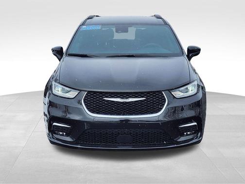 2022 Chrysler Pacifica Touring