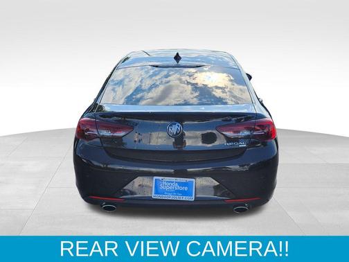 2019 Buick Regal Sportback Essence