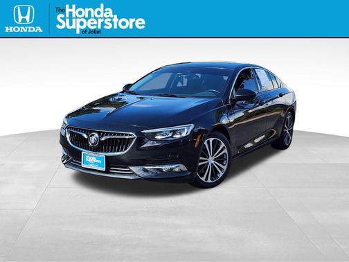 2019 Buick Regal Sportback Essence