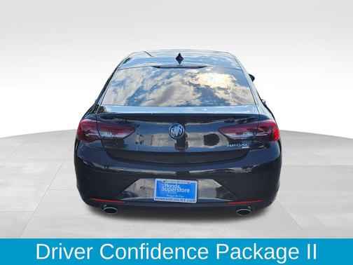 2019 Buick Regal Sportback Essence