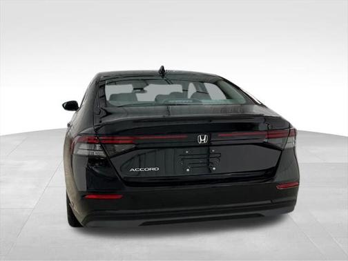 2025 Honda Accord LX 1.5T