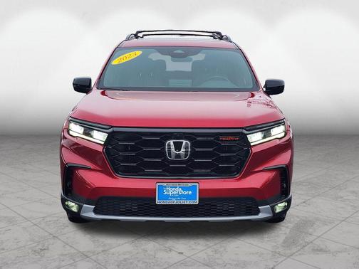 2023 Honda Pilot TrailSport