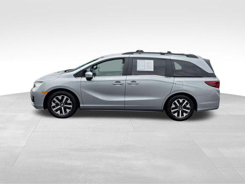 Solar Silver Metallic 2026 Honda Odyssey EX-L