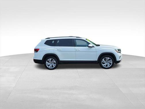 2023 Volkswagen Atlas 3.6L SE w/Technology