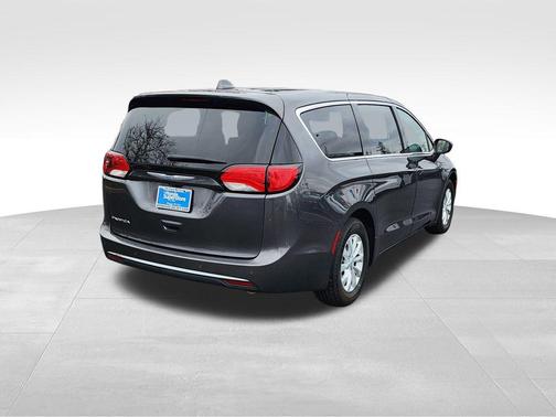 2018 Chrysler Pacifica Touring Plus