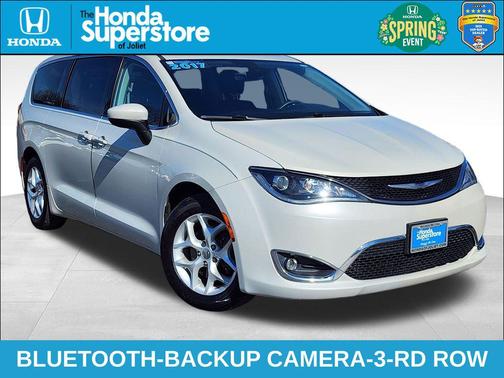 Tusk White 2017 Chrysler Pacifica Touring-L