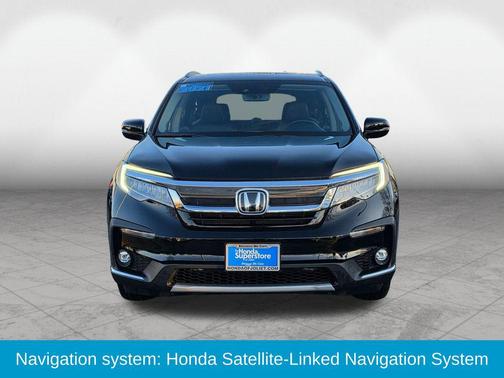 Crystal Black Pearl 2021 Honda Pilot Touring 8-Passenger