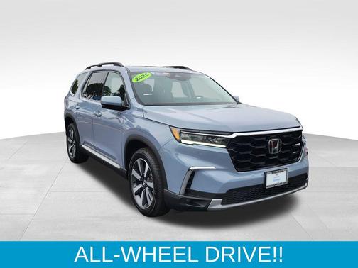 2025 Honda Pilot Touring 8-Passenger