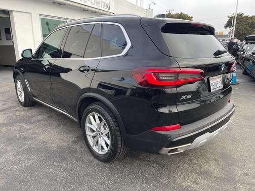 2023 BMW X5 sDrive40i