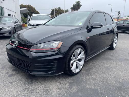2016 Volkswagen Golf GTI 2.0T S 4-Door