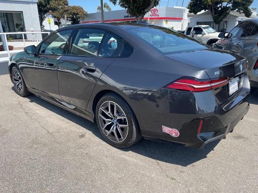 2024 BMW i5 eDrive40