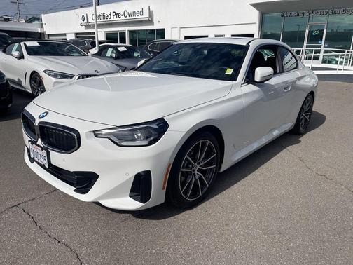 2022 BMW 230 i