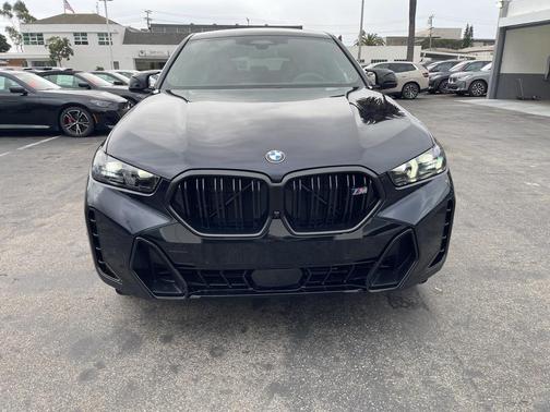 2026 BMW X6 M60i