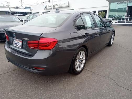 2017 BMW 320 i