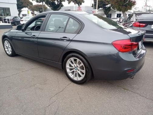 2017 BMW 320 i