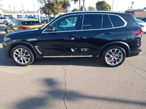 2025 BMW X5 sDrive40i