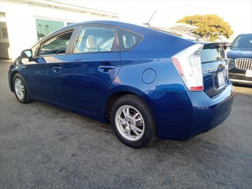 2011 Toyota Prius III