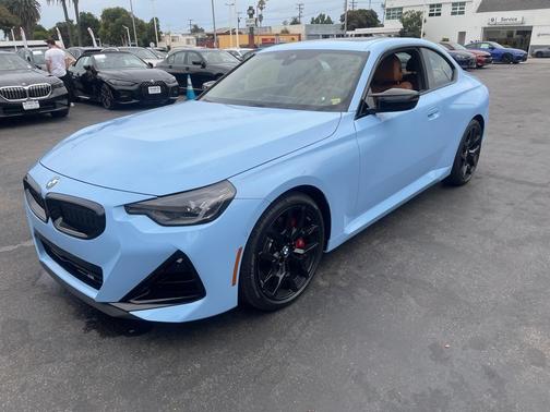 2025 BMW M240 i