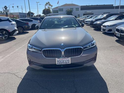 2022 BMW 540 i