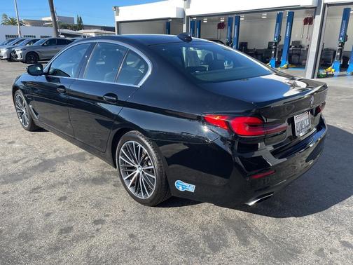 2021 BMW 530e Base