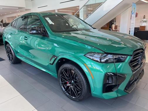 2025 BMW X6 M Base