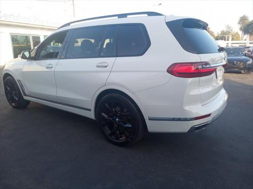 2022 BMW X7 xDrive40i