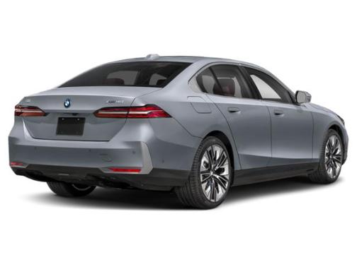 2025 BMW i5 M60