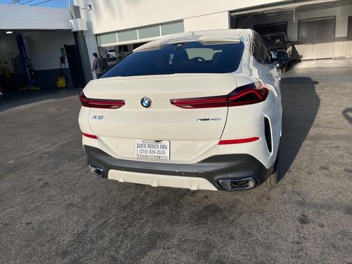 2026 BMW X6 xDrive40i