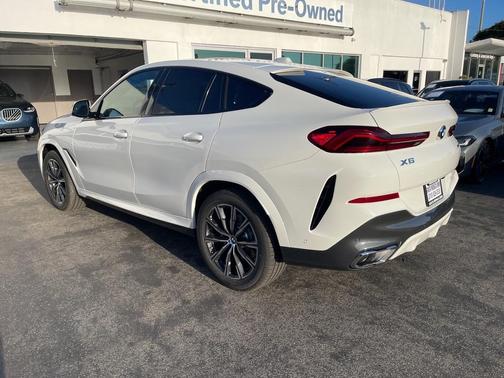 2026 BMW X6 xDrive40i