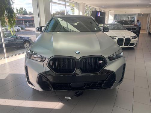 2026 BMW X6 M60i
