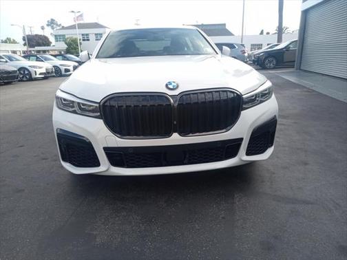 2022 BMW 750 i xDrive
