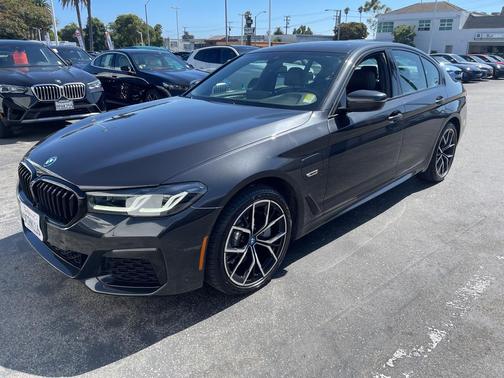 2022 BMW 530e Base