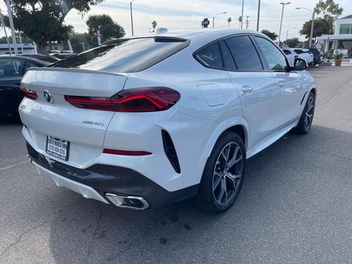 2026 BMW X6 xDrive40i