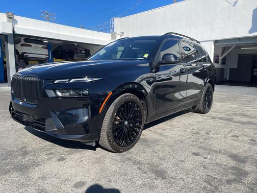 2024 BMW X7 xDrive40i