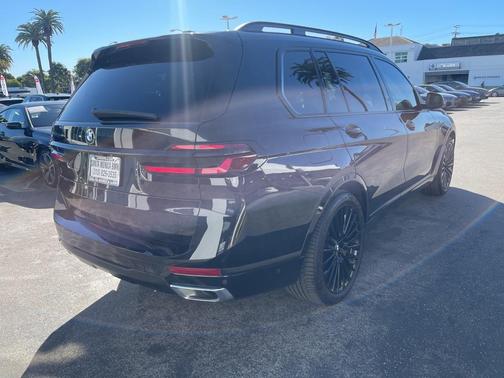 2024 BMW X7 xDrive40i