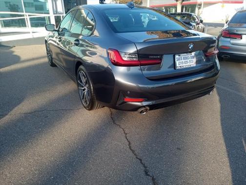 2022 BMW 330 330i