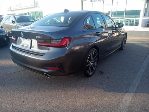 2022 BMW 330 330i