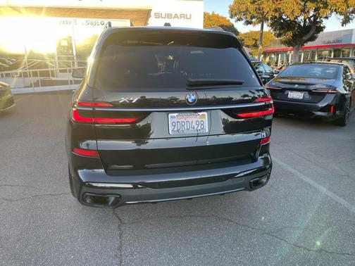 2023 BMW X7 xDrive40i