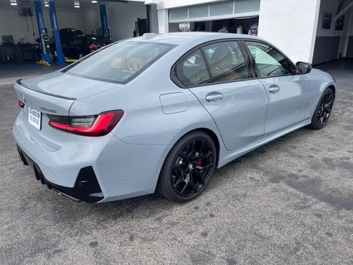 2025 BMW M340 M340i