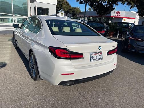 2023 BMW 530 i