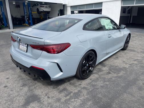 2026 BMW 430 i